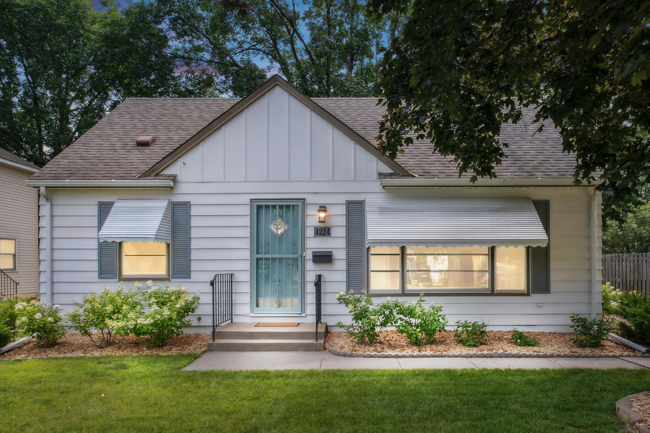 4224 Islemount Place