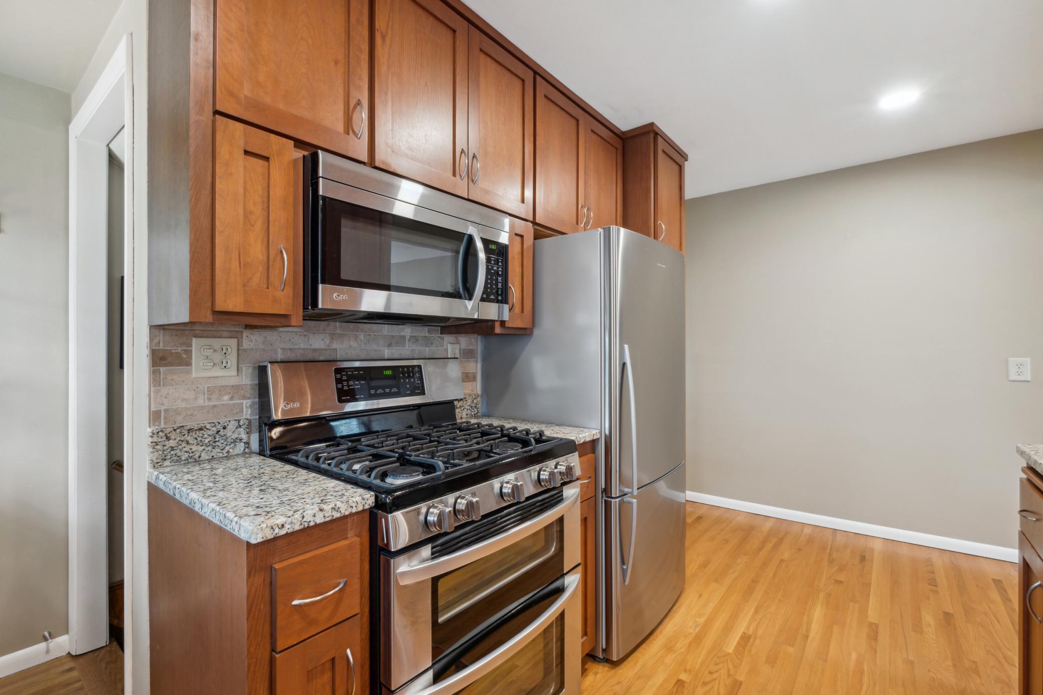4224 Islemount Place