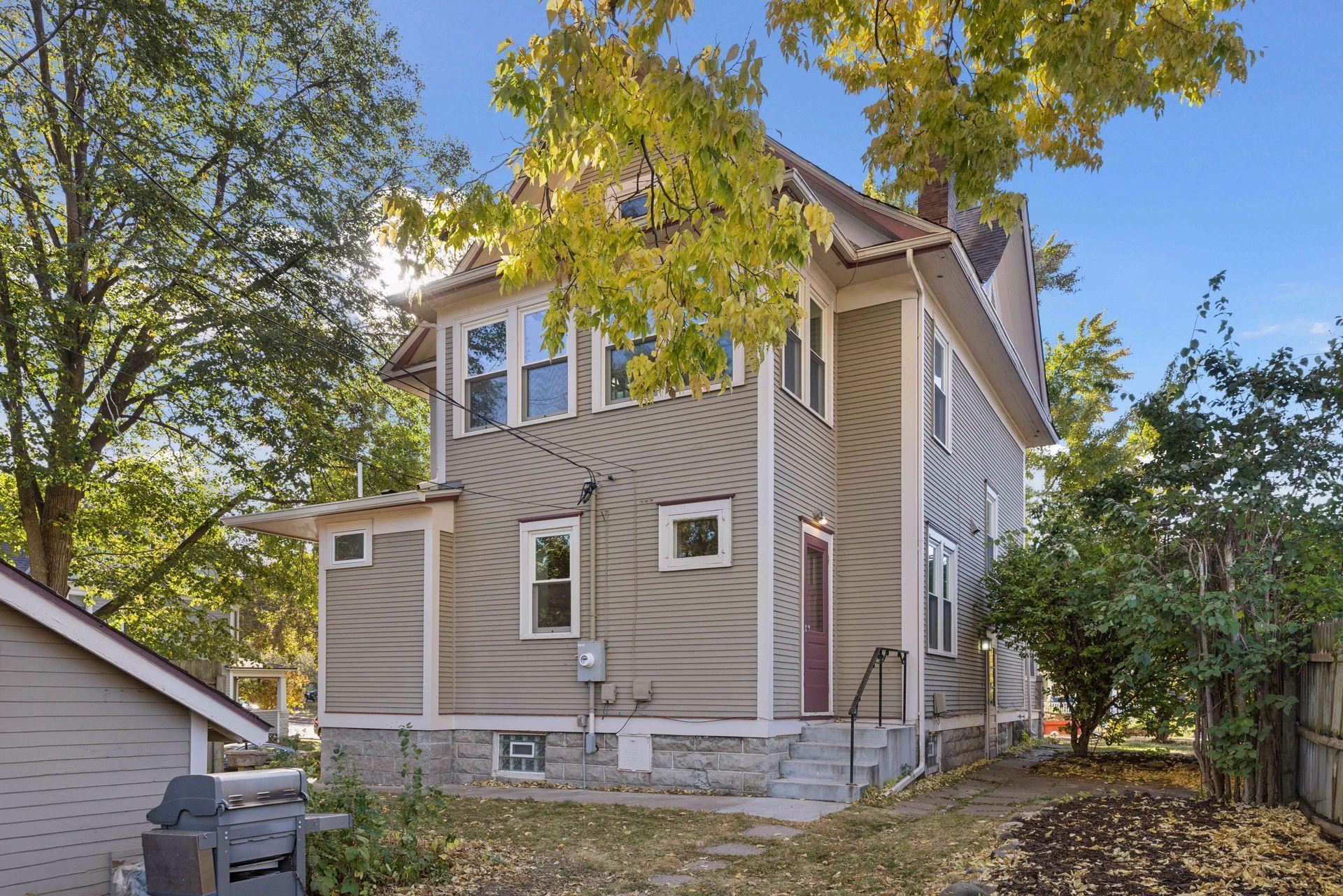 923 Linwood Avenue