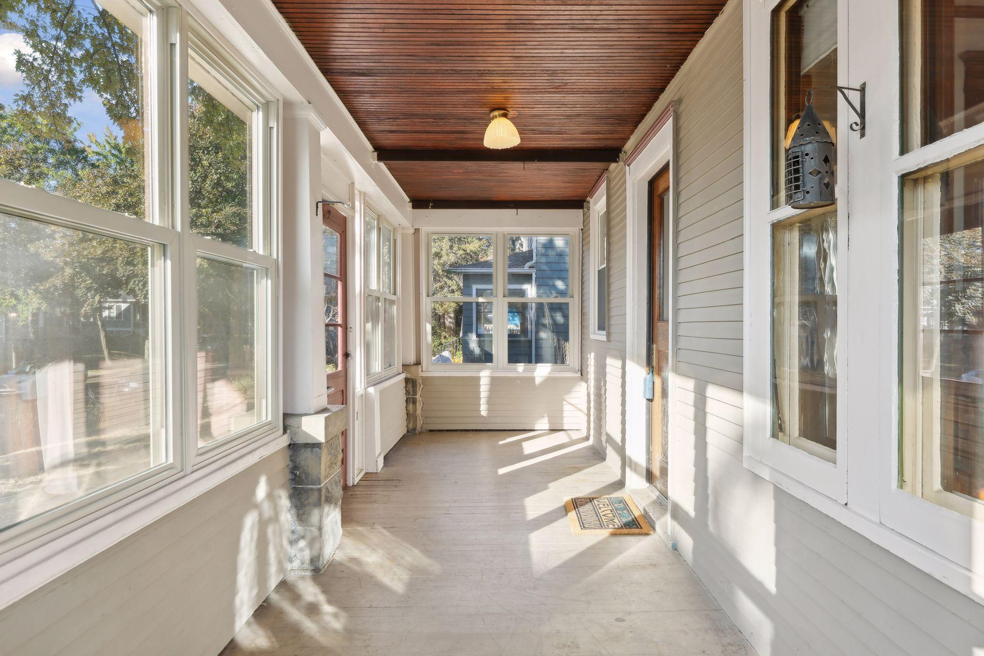 923 Linwood Avenue