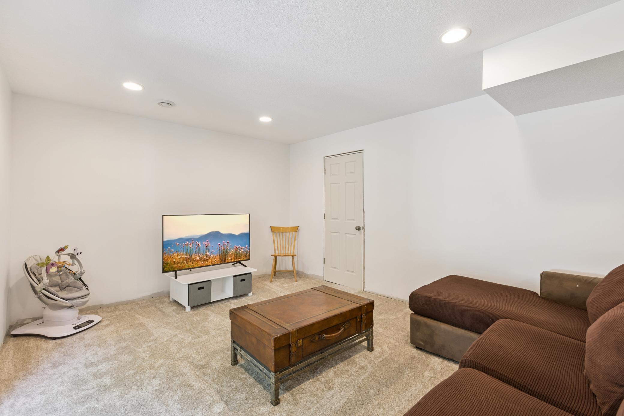 2740 Simons Drive