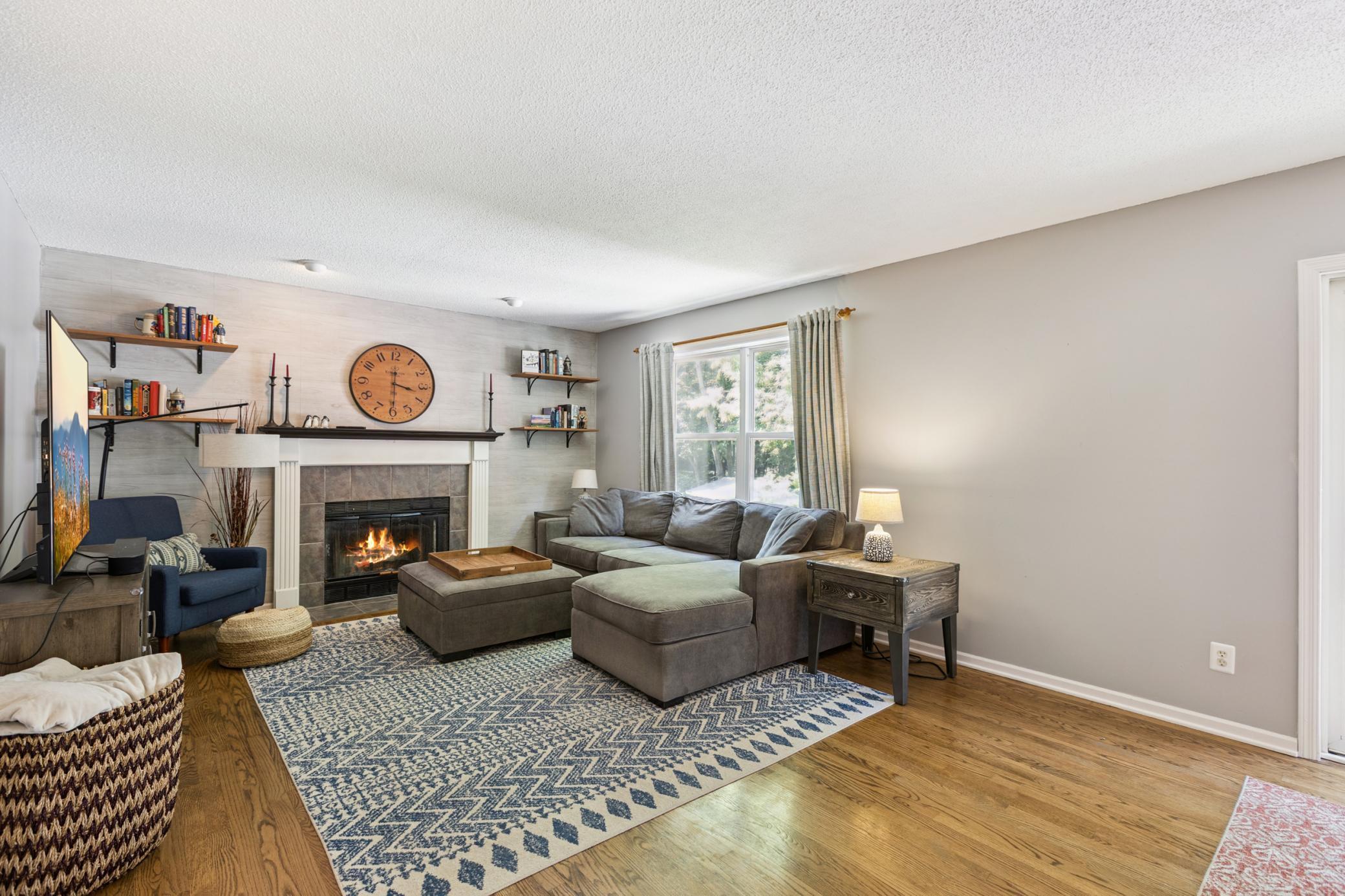 2740 Simons Drive