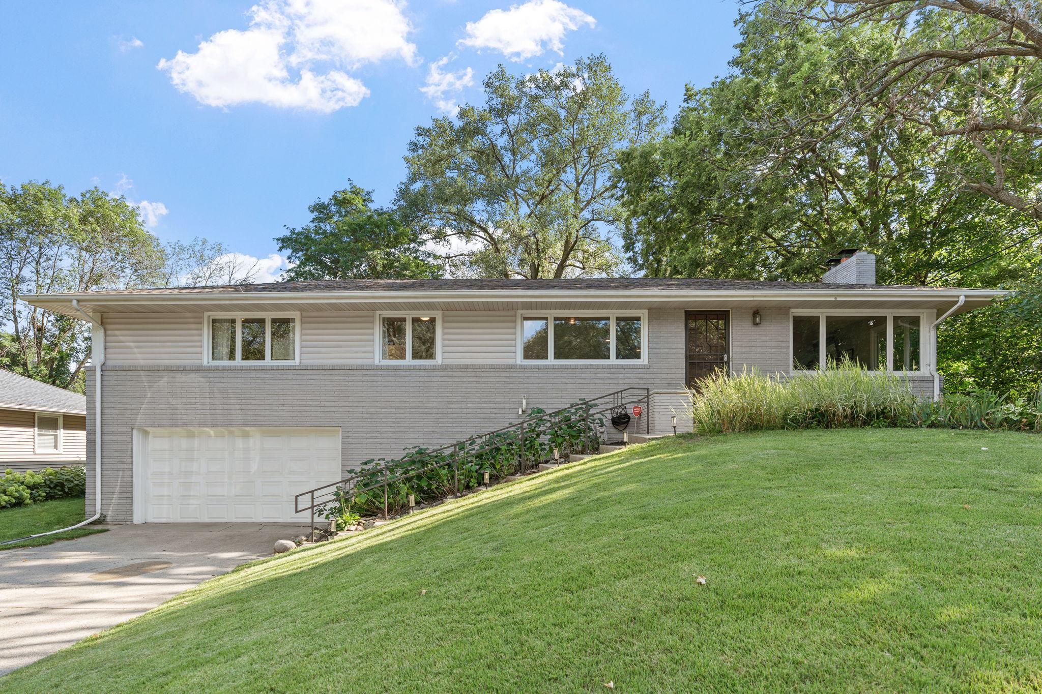 4707 W 70th Street