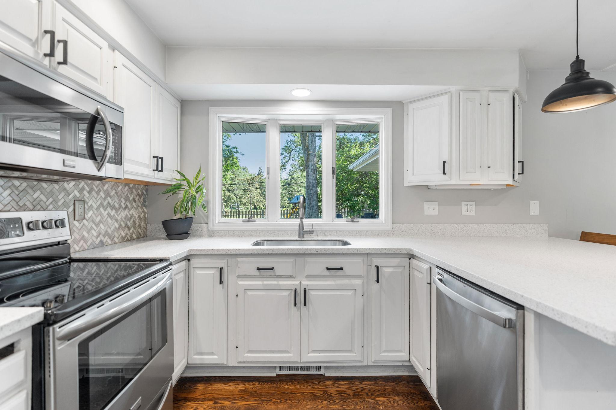 4707 W 70th Street