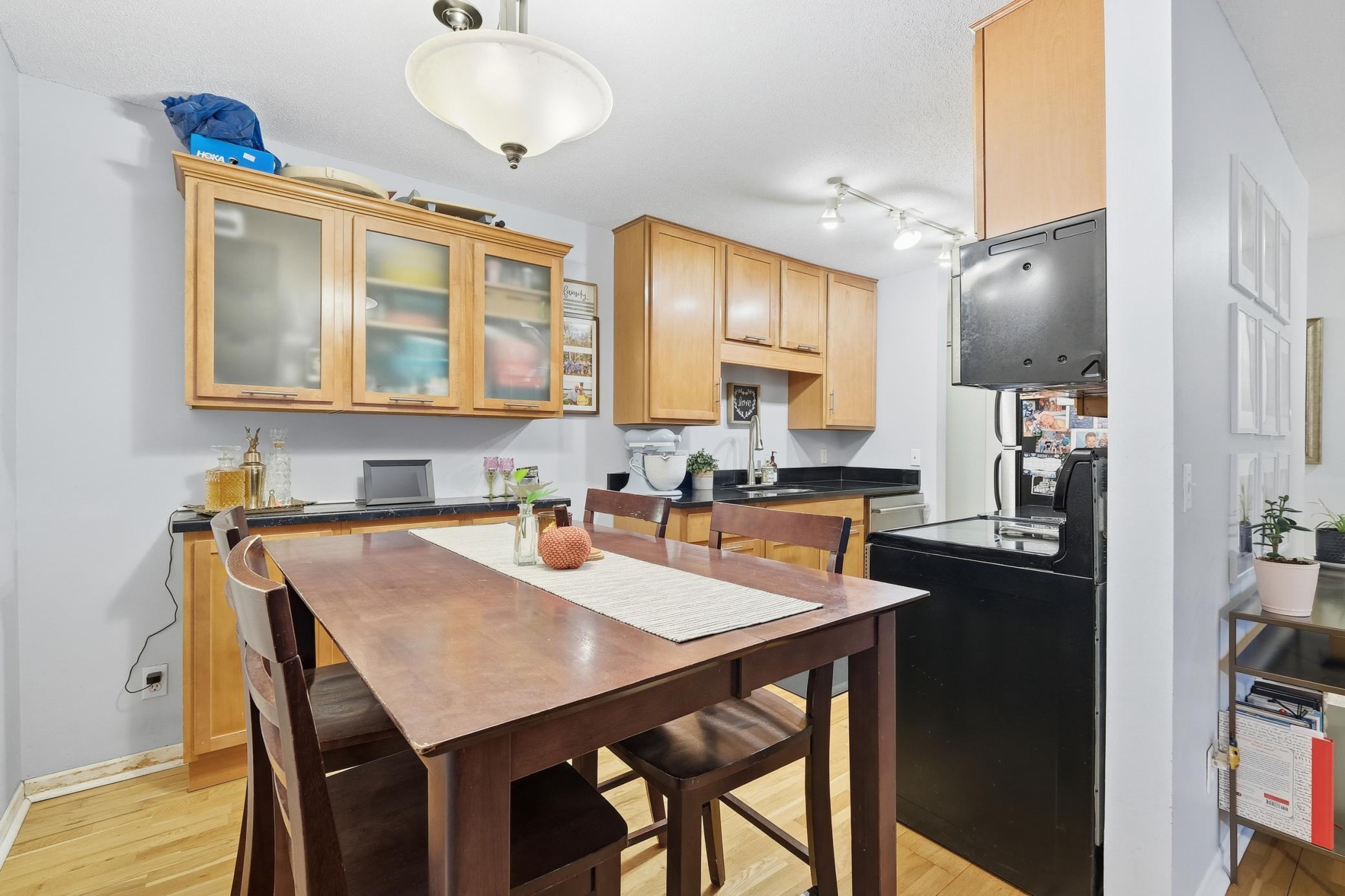 520 Ridgewood Avenue Unit: 107