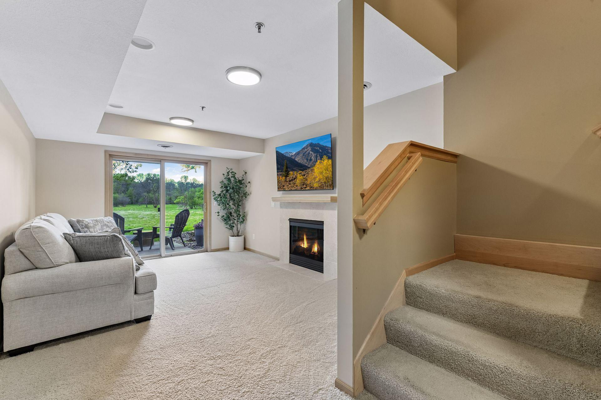 17721 Southridge Court