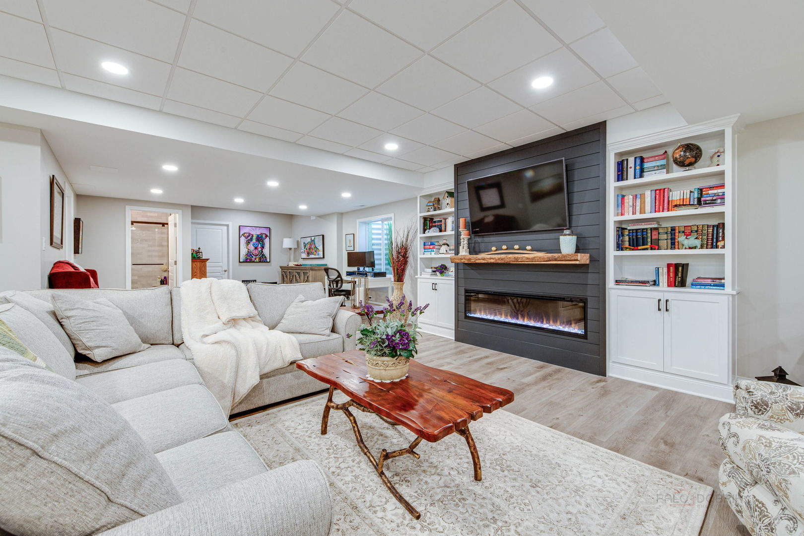 4023 Idlewild Lane