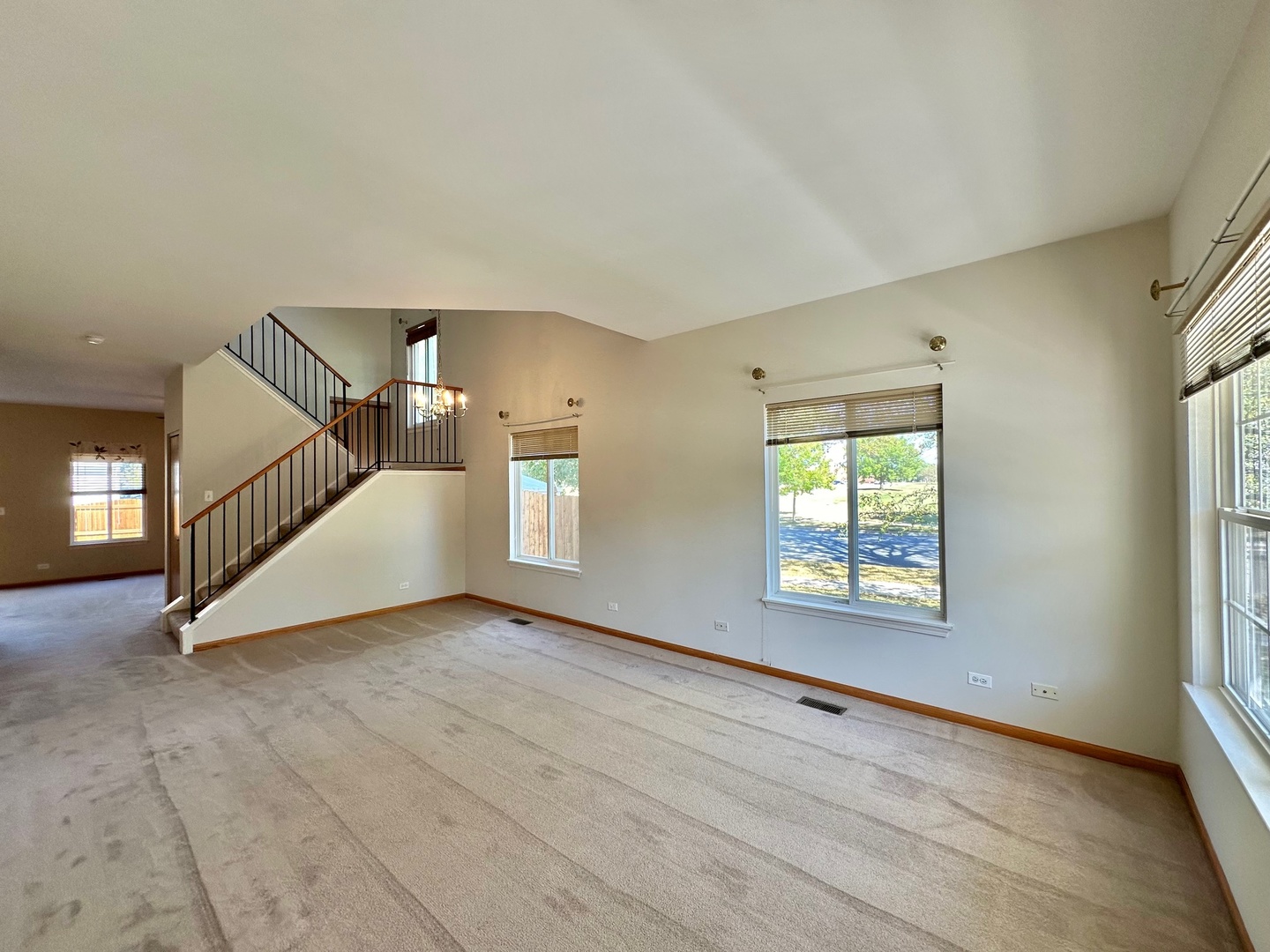 2803 ALAMEDA Court