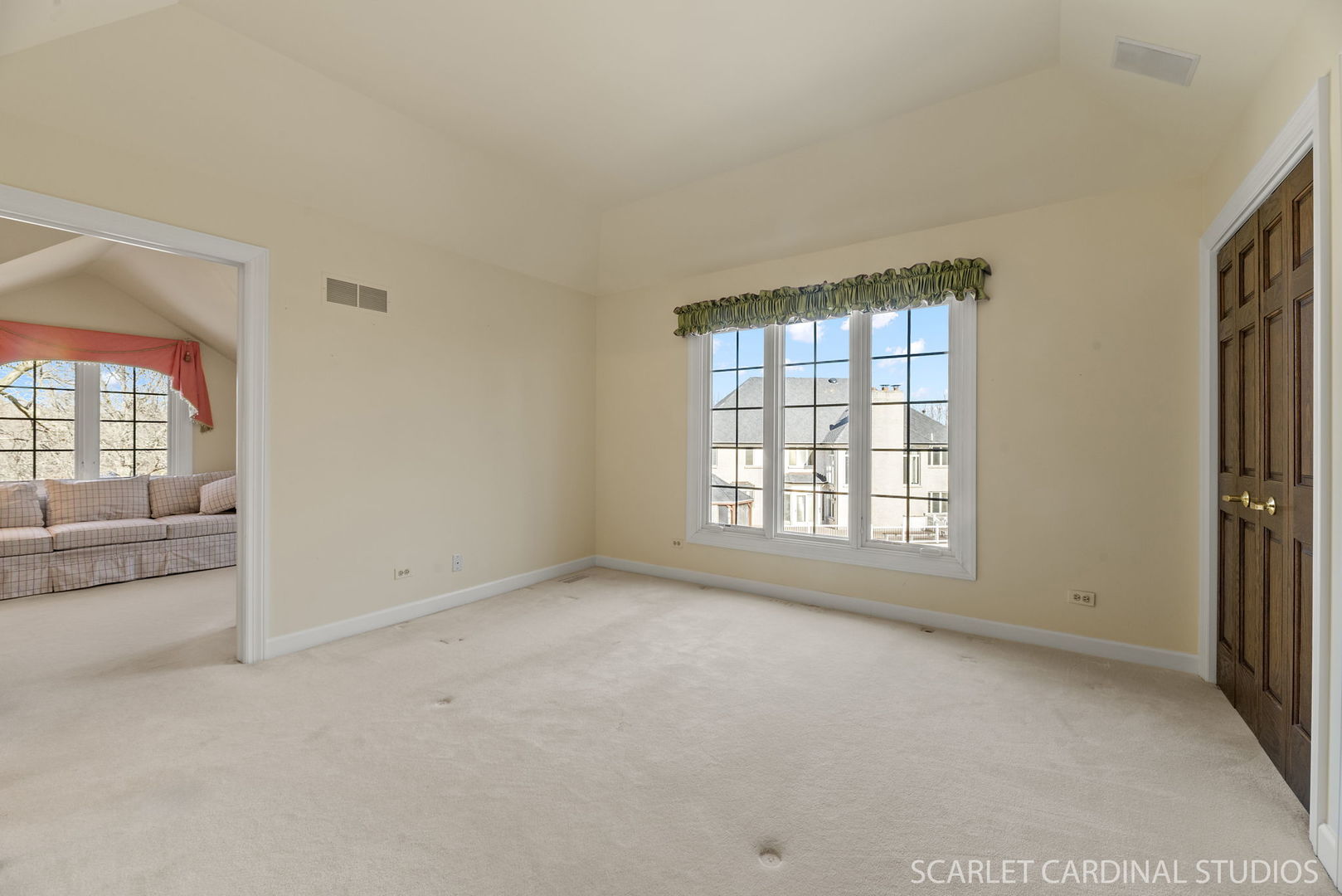 8S311 Shires Court
