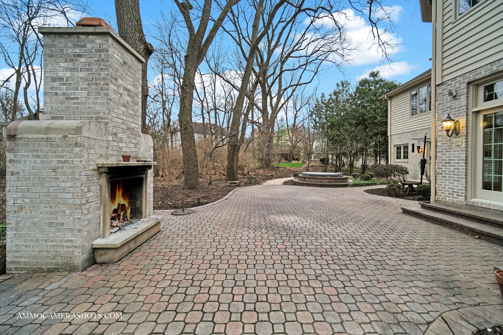 8S311 Shires Court