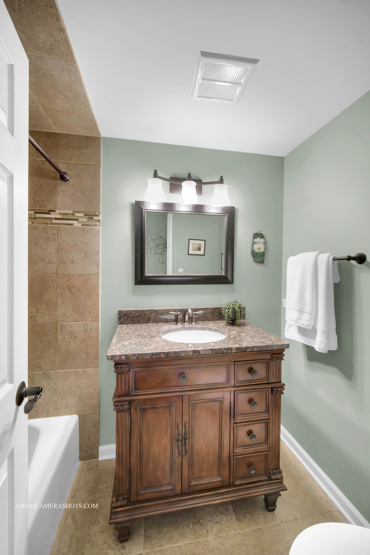 35 N Main Street Unit: 25