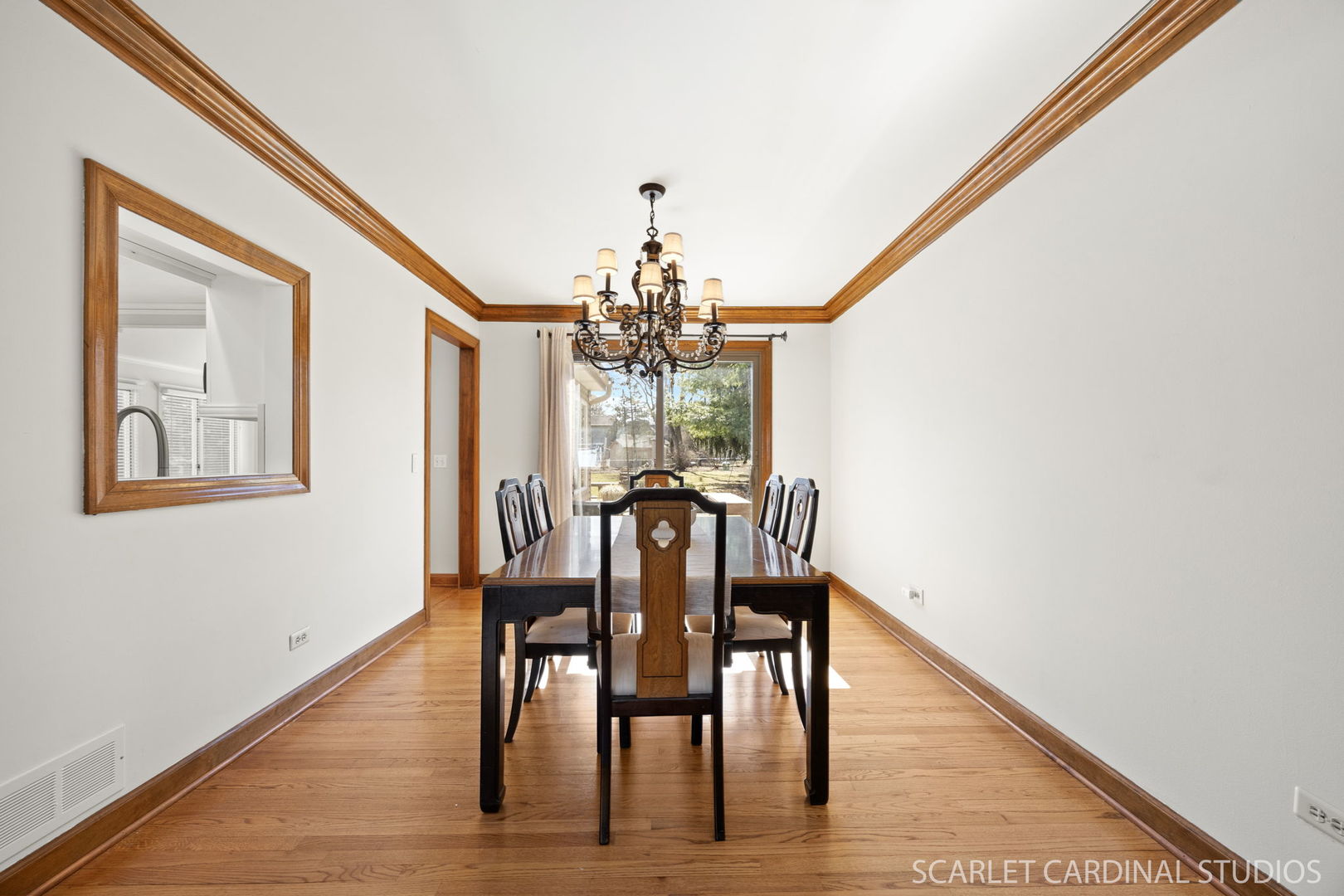 26W275 TOMAHAWK Drive