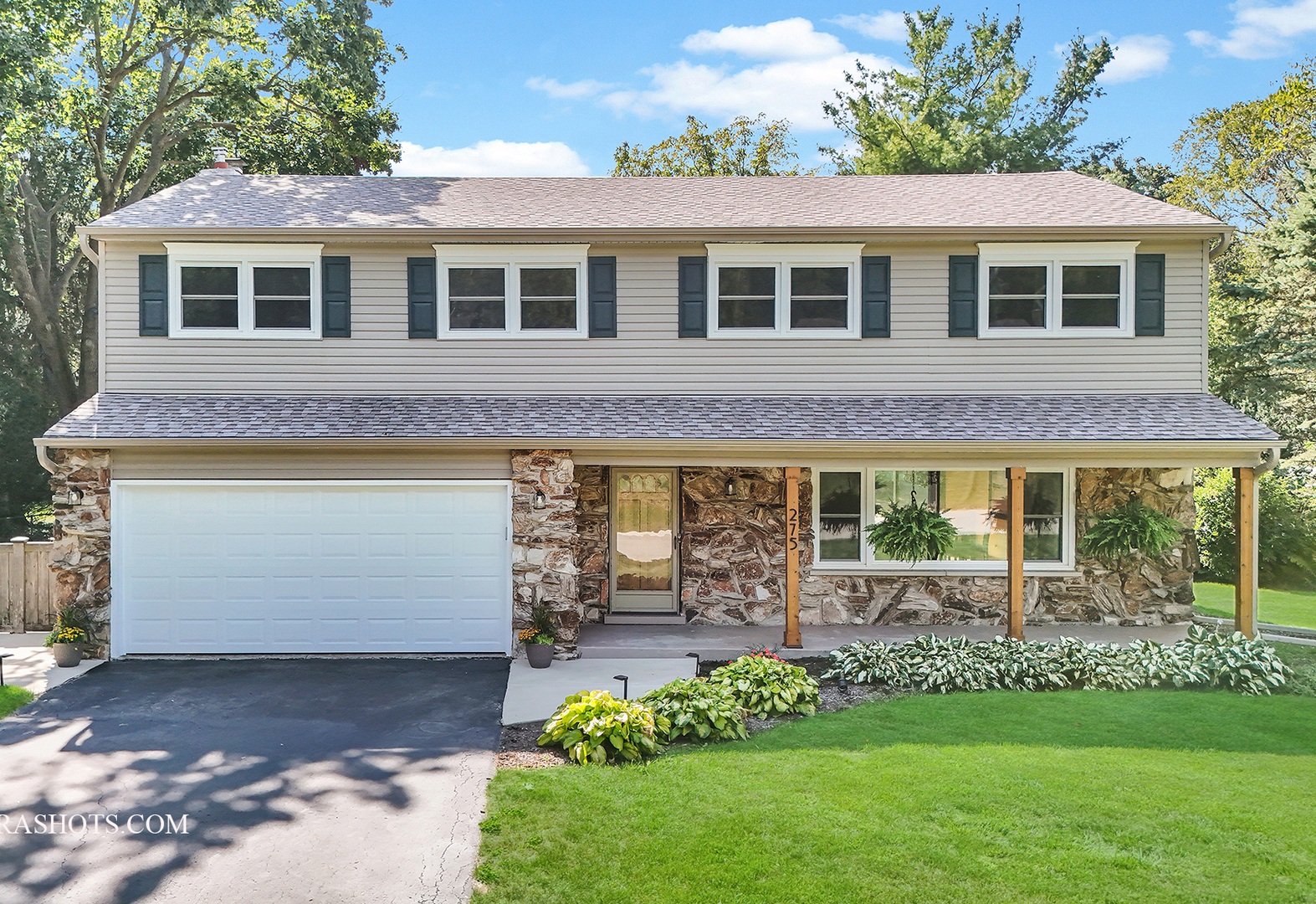 26W275 TOMAHAWK Drive
