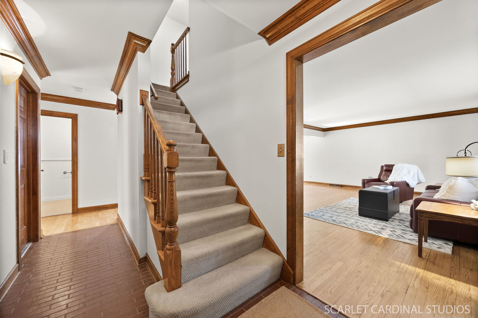 26W275 TOMAHAWK Drive