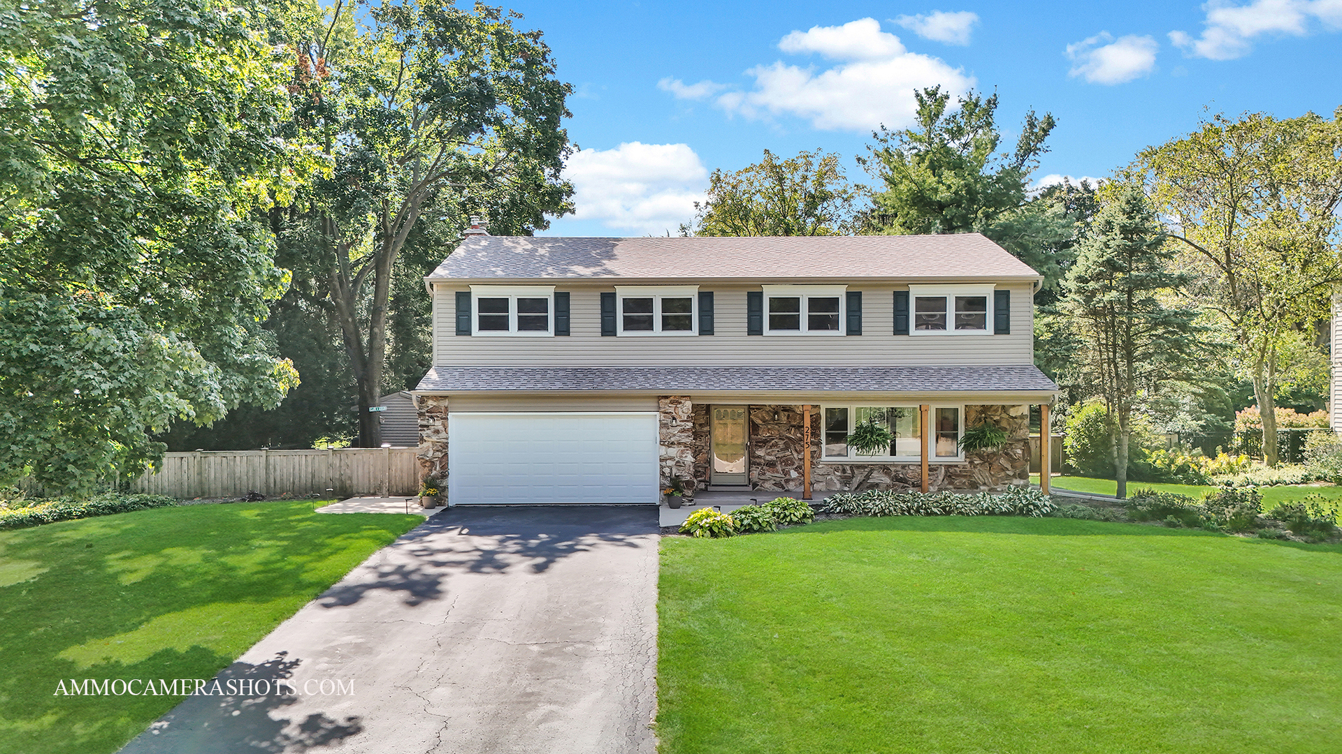 26W275 TOMAHAWK Drive