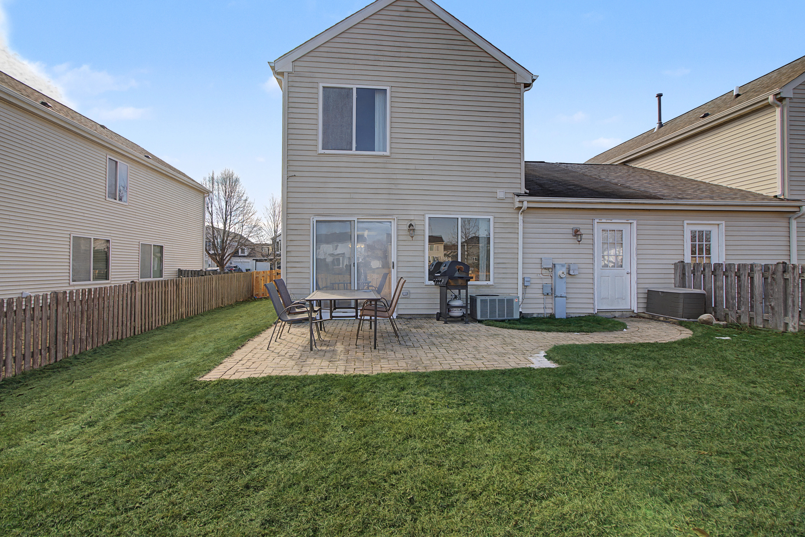 2914 Meadowview Lane