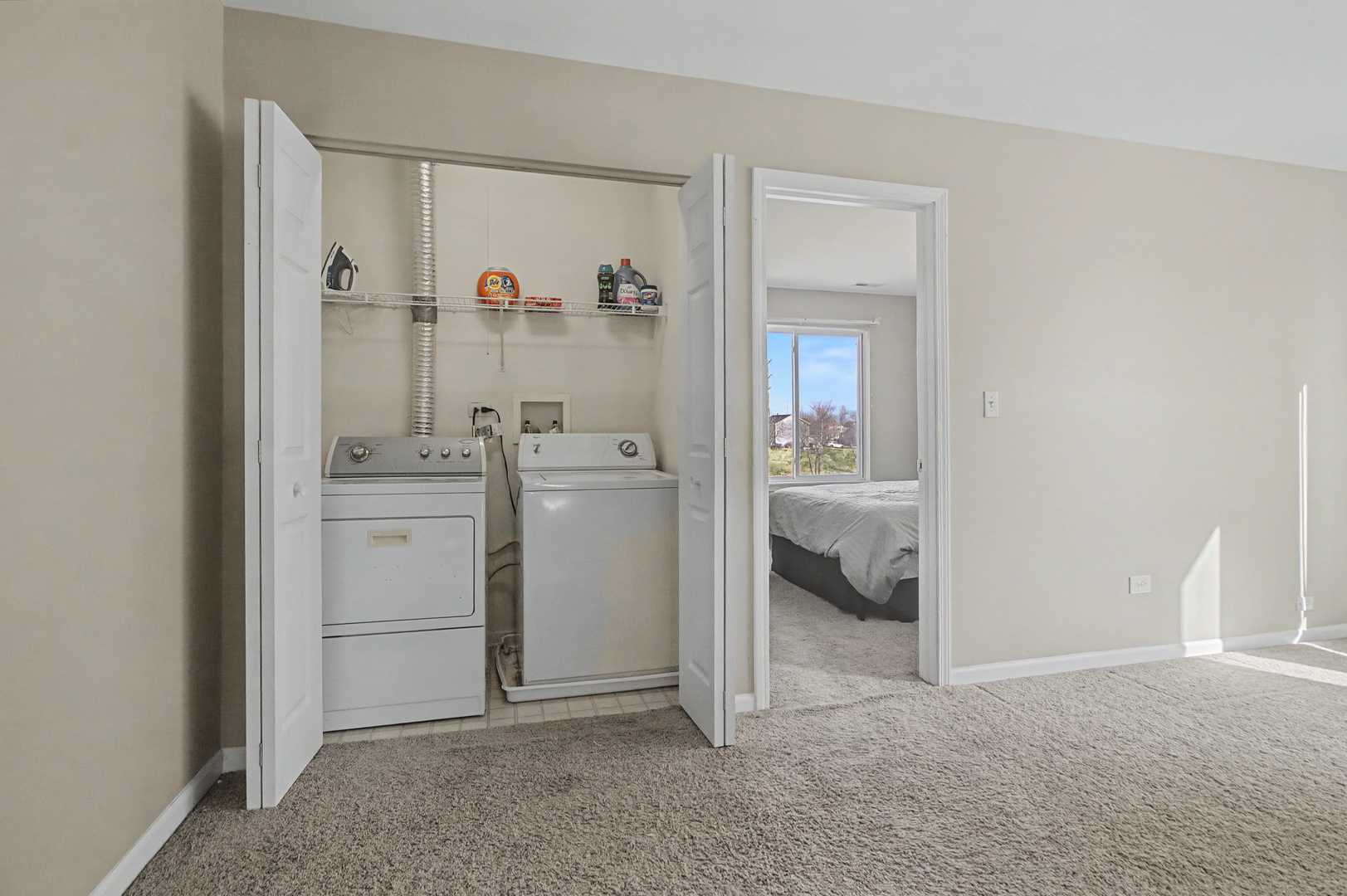 2914 Meadowview Lane