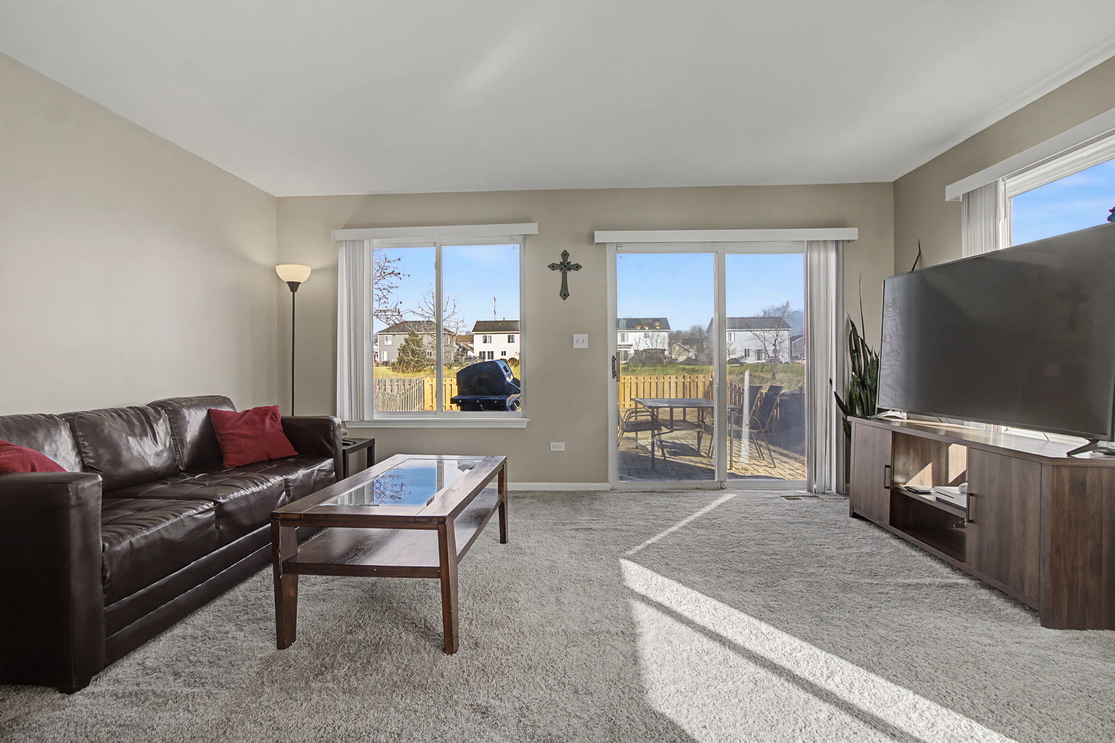 2914 Meadowview Lane
