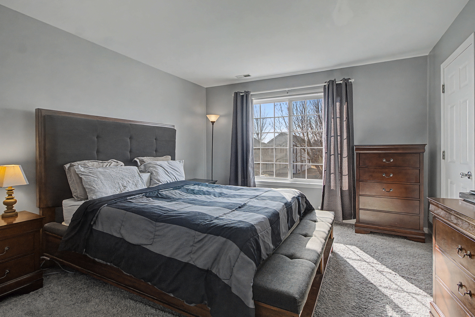 2914 Meadowview Lane