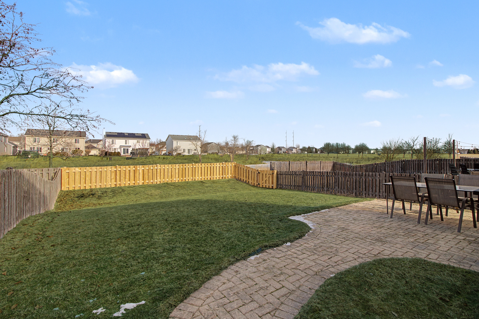2914 Meadowview Lane