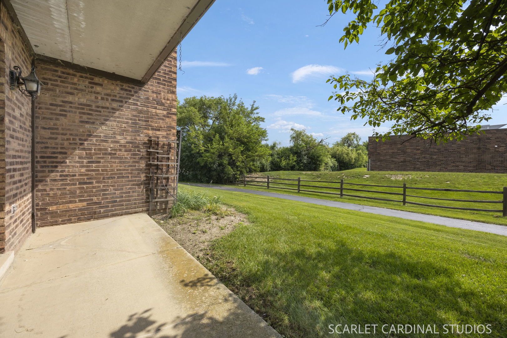 6223 Lake Park Lane Unit: B