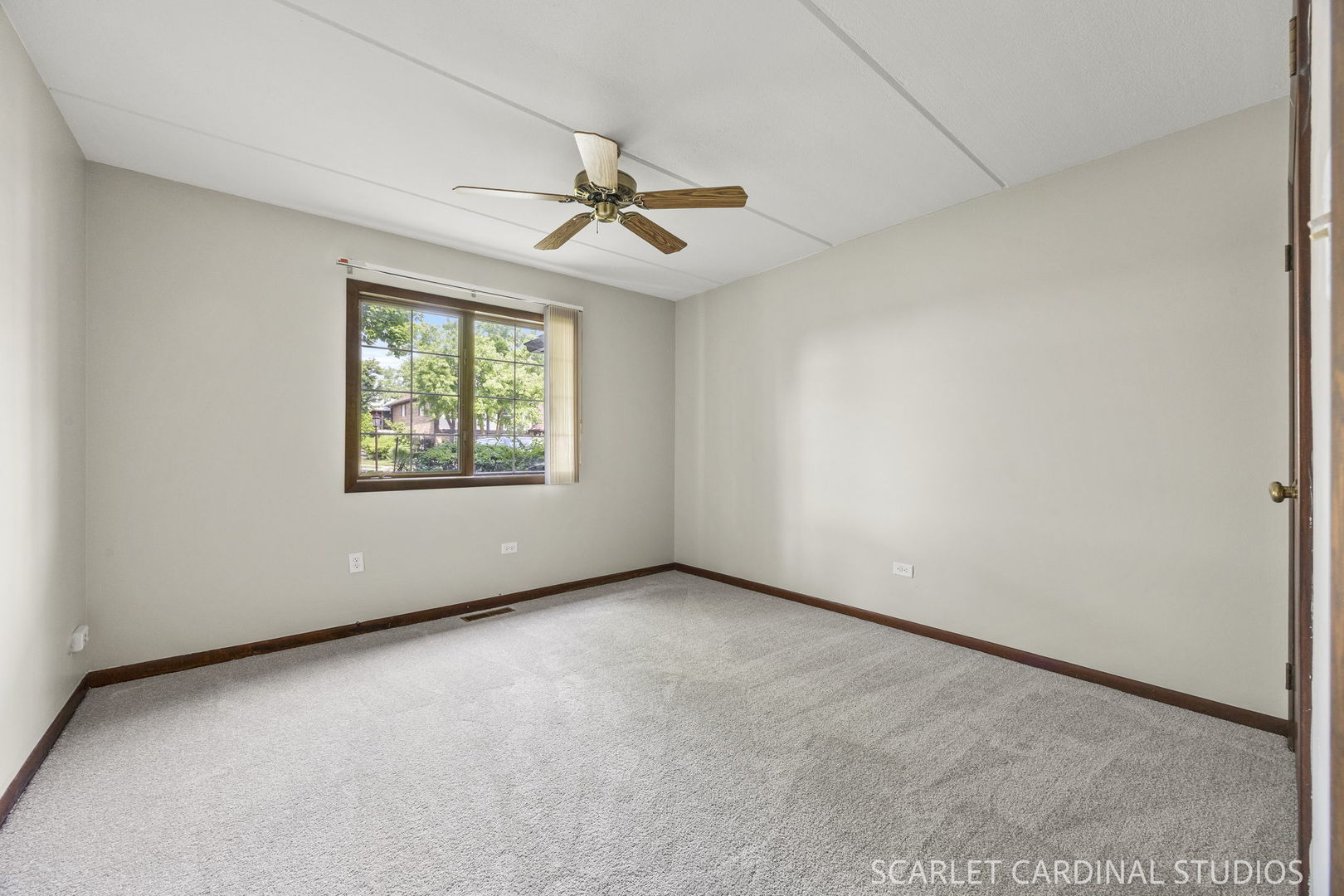6223 Lake Park Lane Unit: B