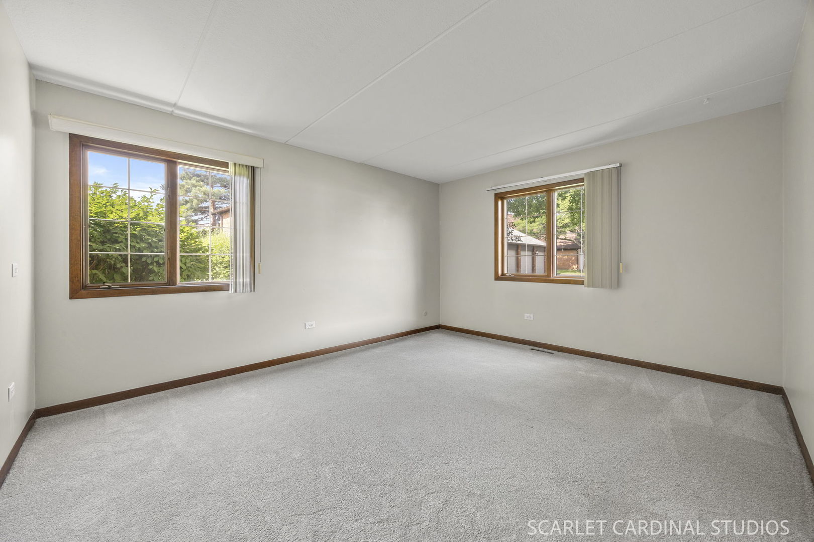 6223 Lake Park Lane Unit: B