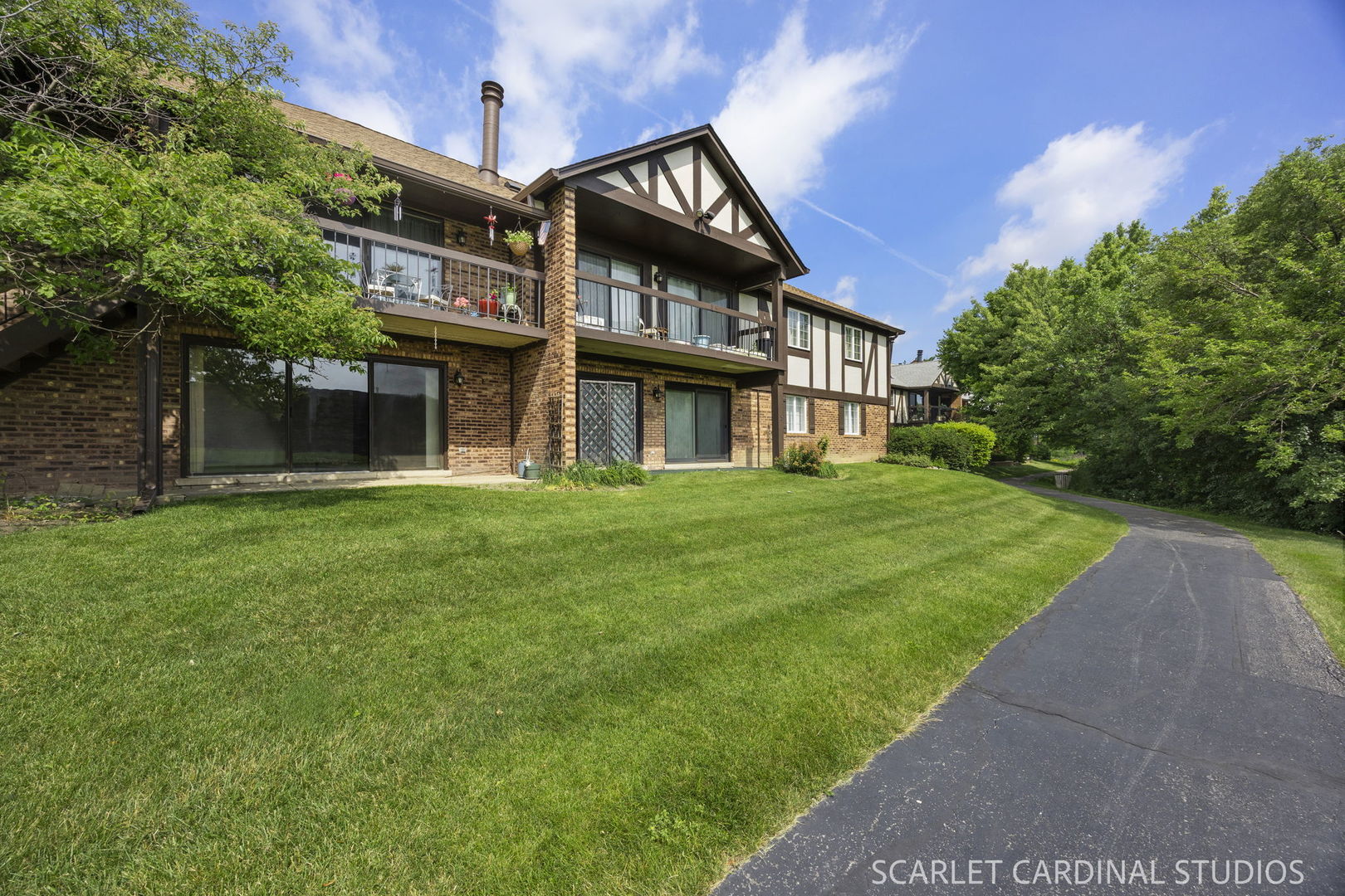 6223 Lake Park Lane Unit: B