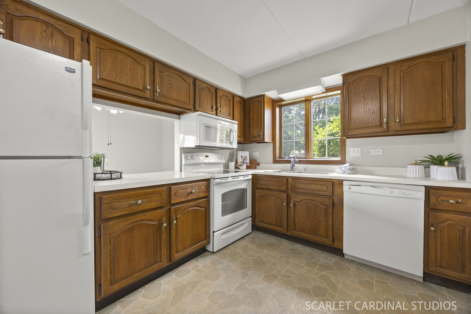 6223 Lake Park Lane Unit: B