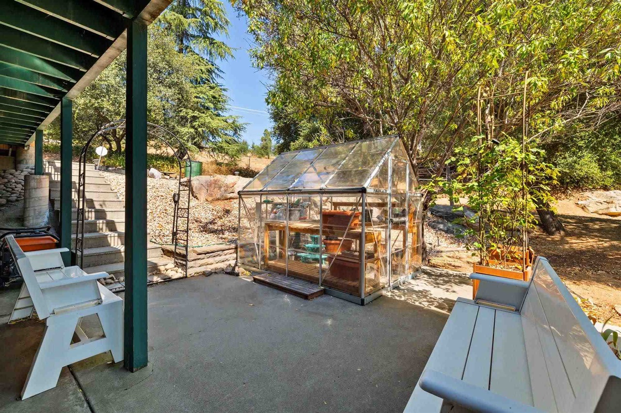 14173 Oak Knoll