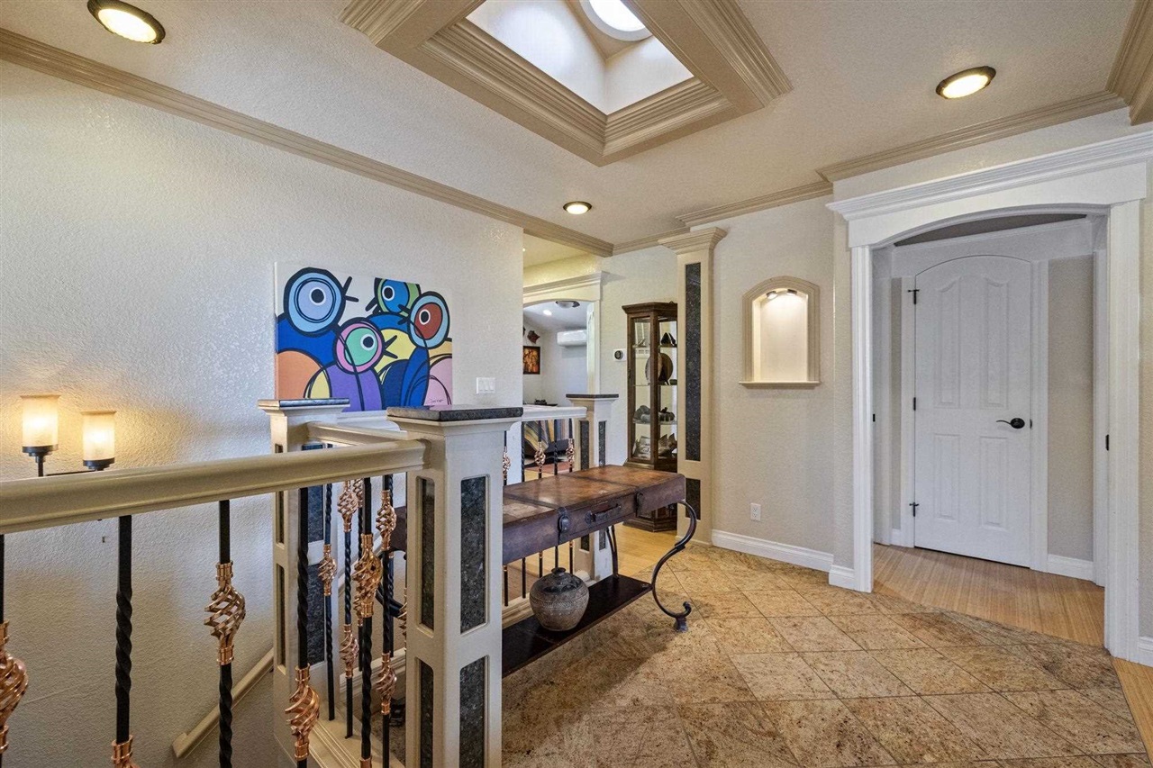 14173 Oak Knoll