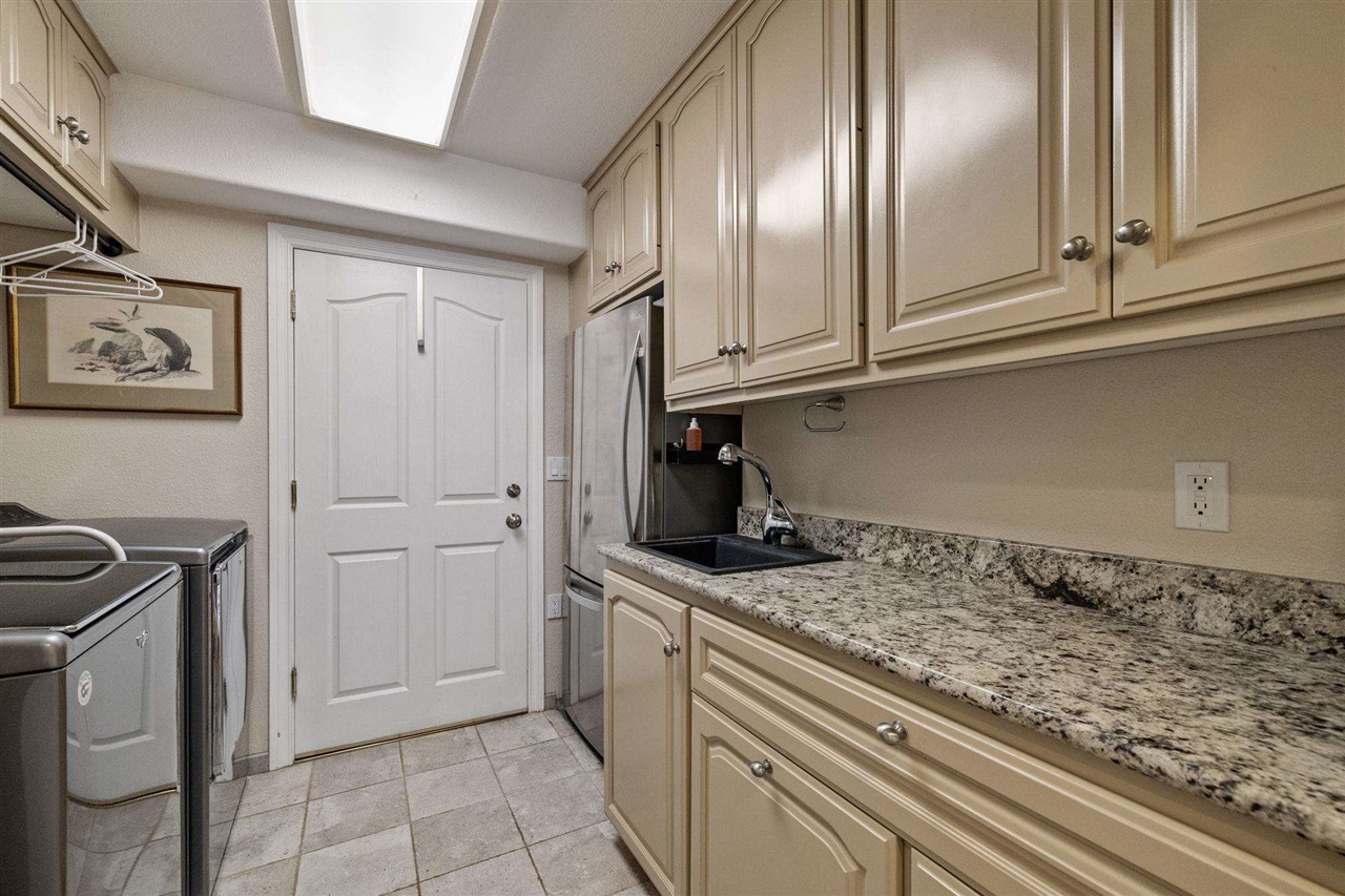 14173 Oak Knoll