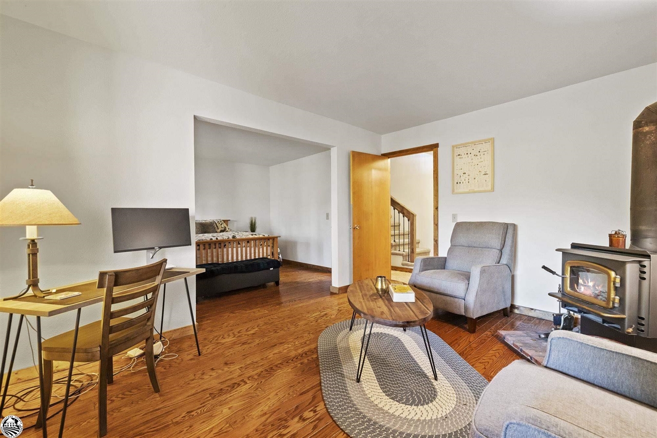 23950 Yellow Pine