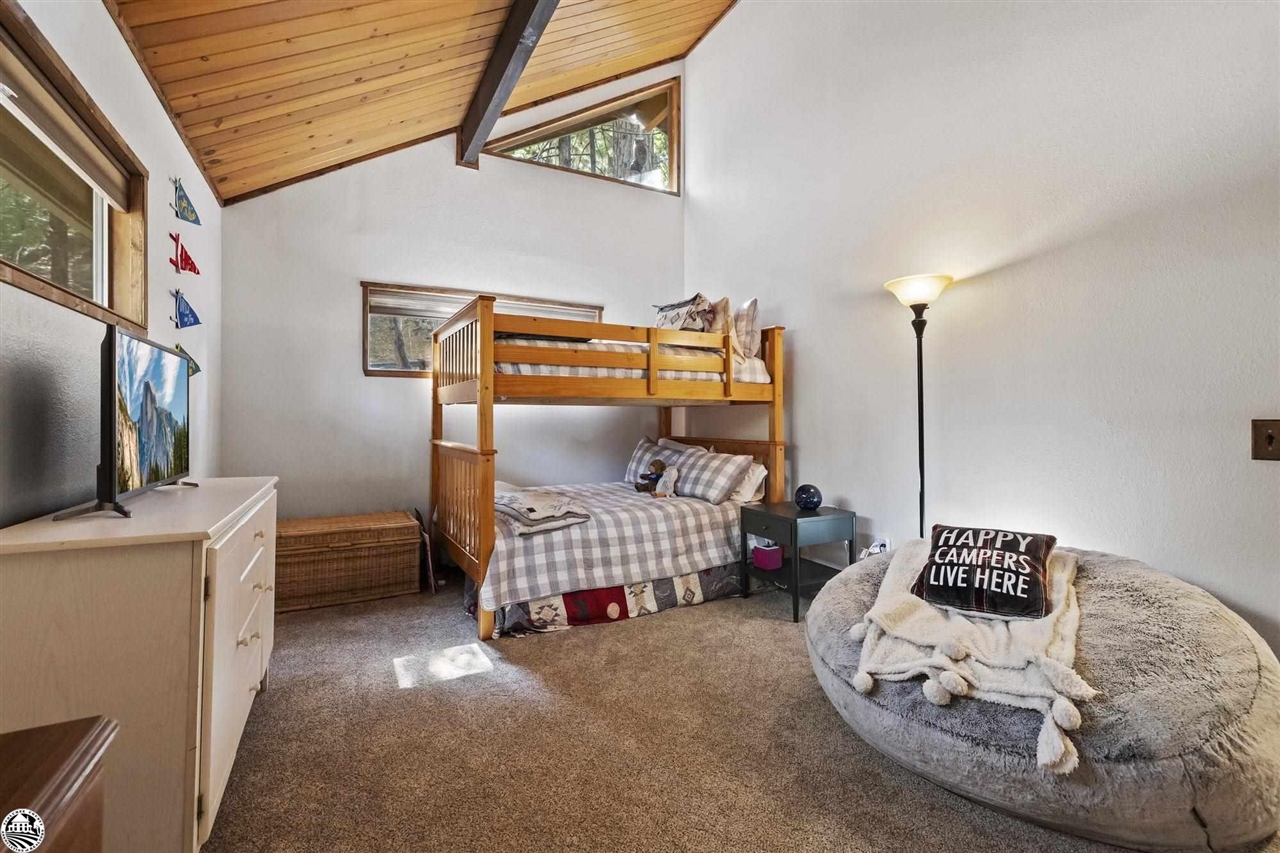 23950 Yellow Pine