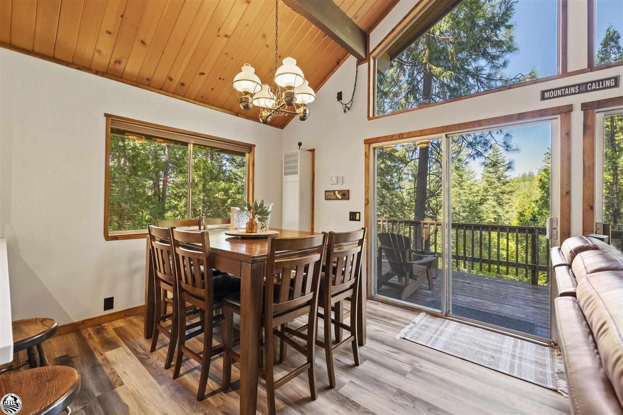 23950 Yellow Pine