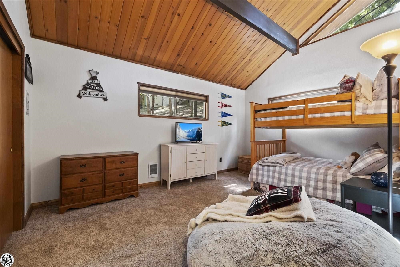 23950 Yellow Pine