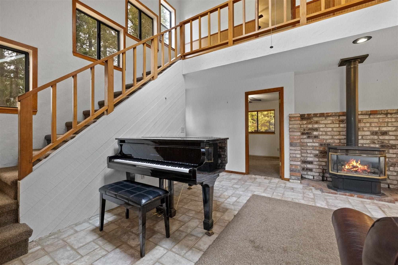 23899 Hilltop