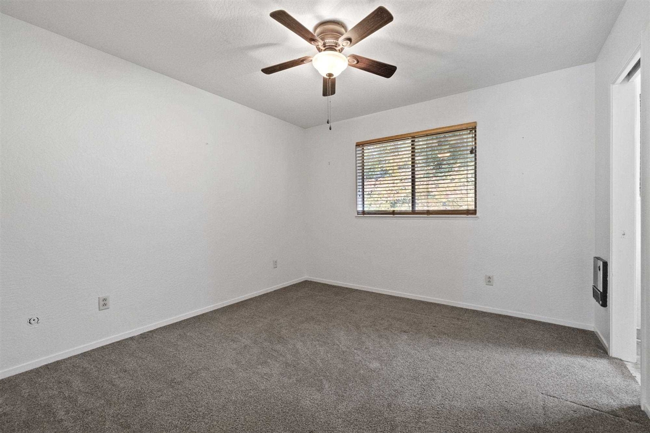 23899 Hilltop