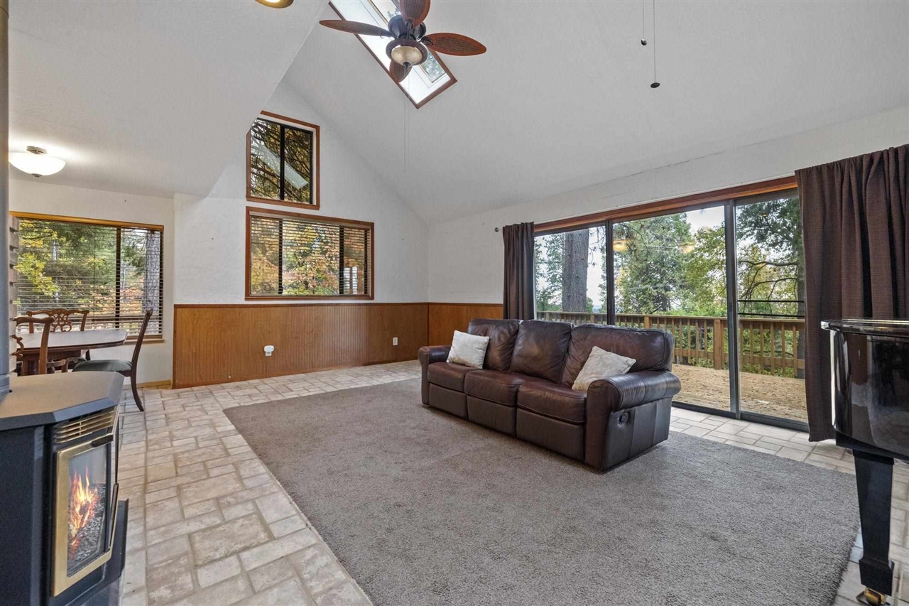 23899 Hilltop