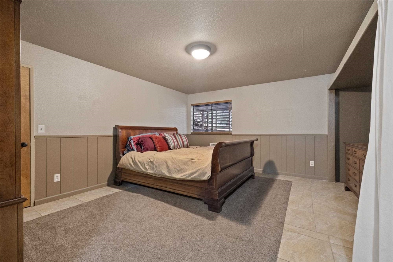 23899 Hilltop