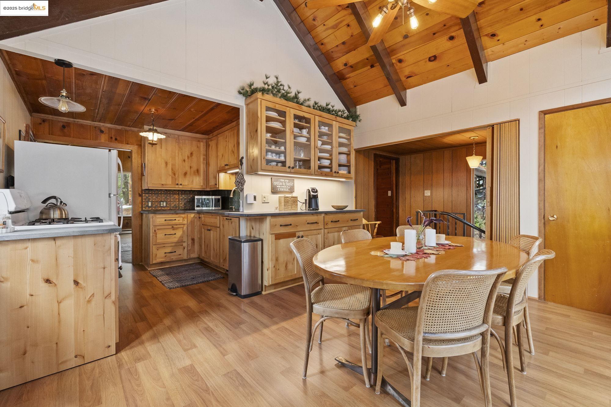 23141 Cresta Dr.