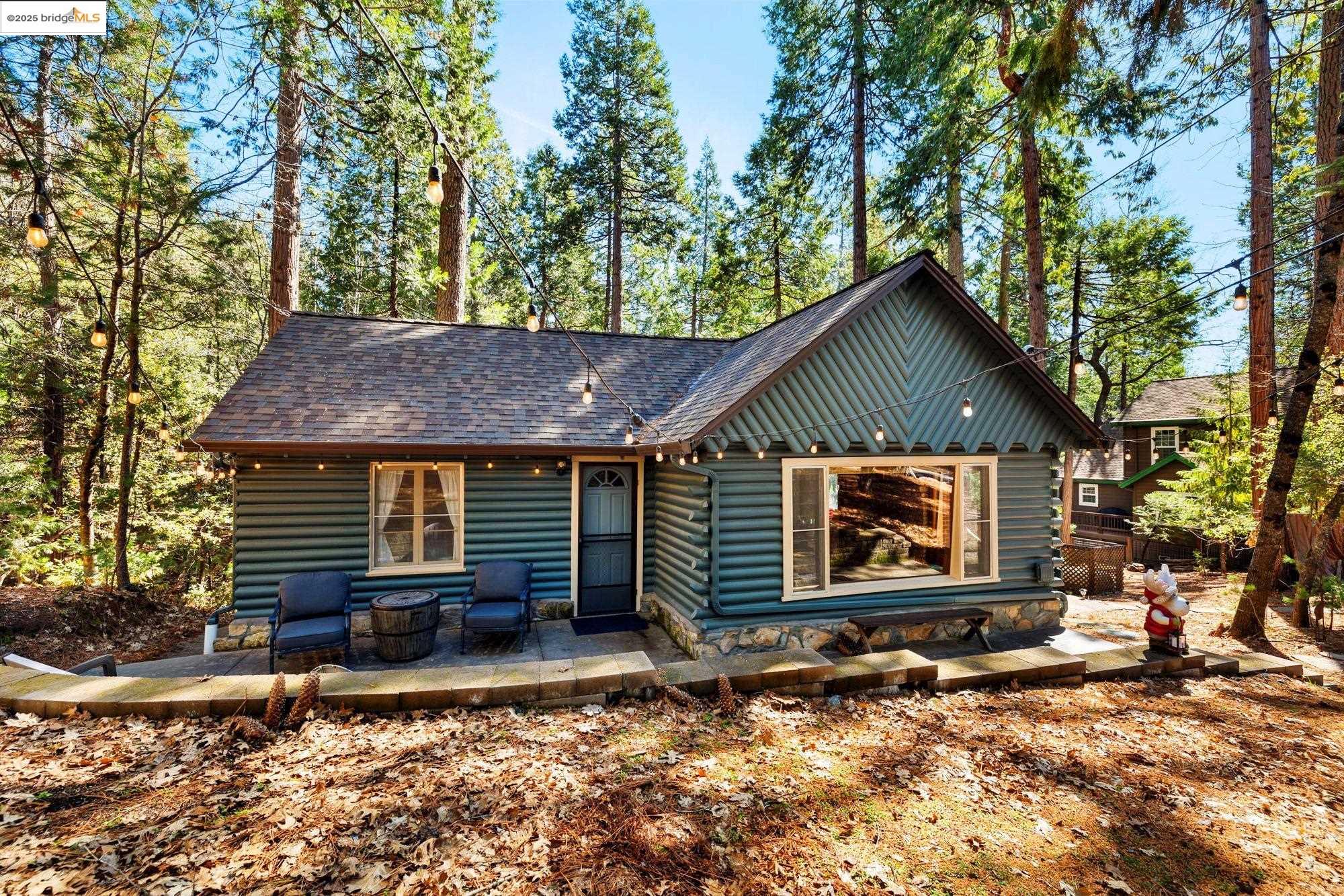 23141 Cresta Dr.