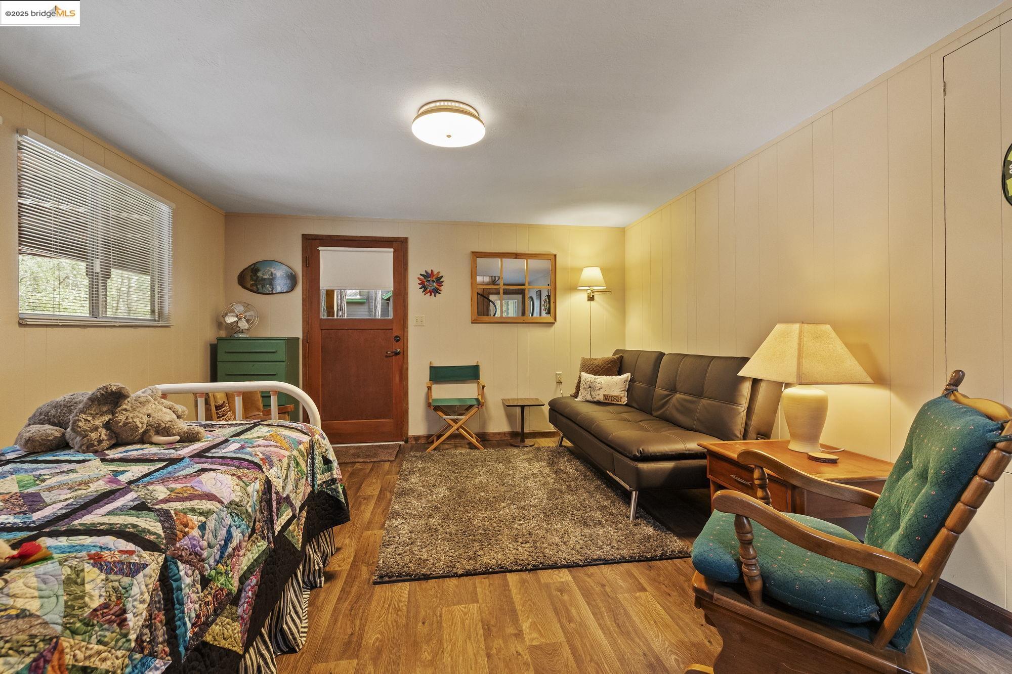 23141 Cresta Dr.
