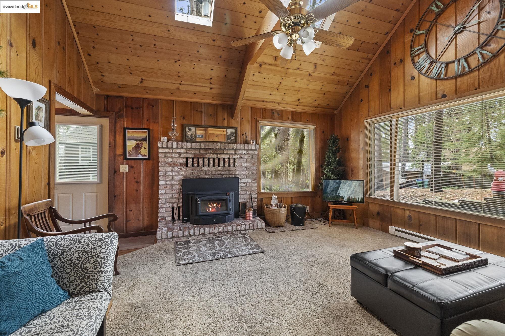 23141 Cresta Dr.