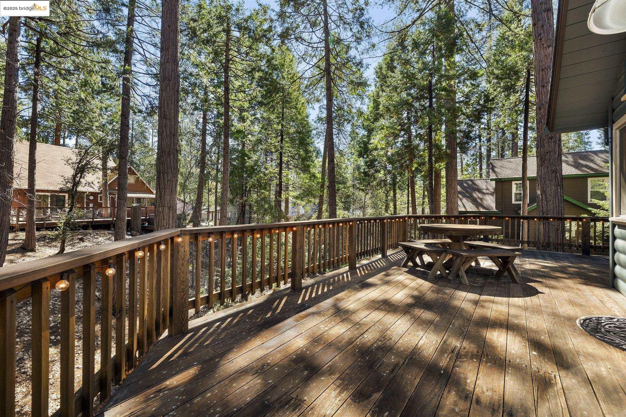 23141 Cresta Dr.