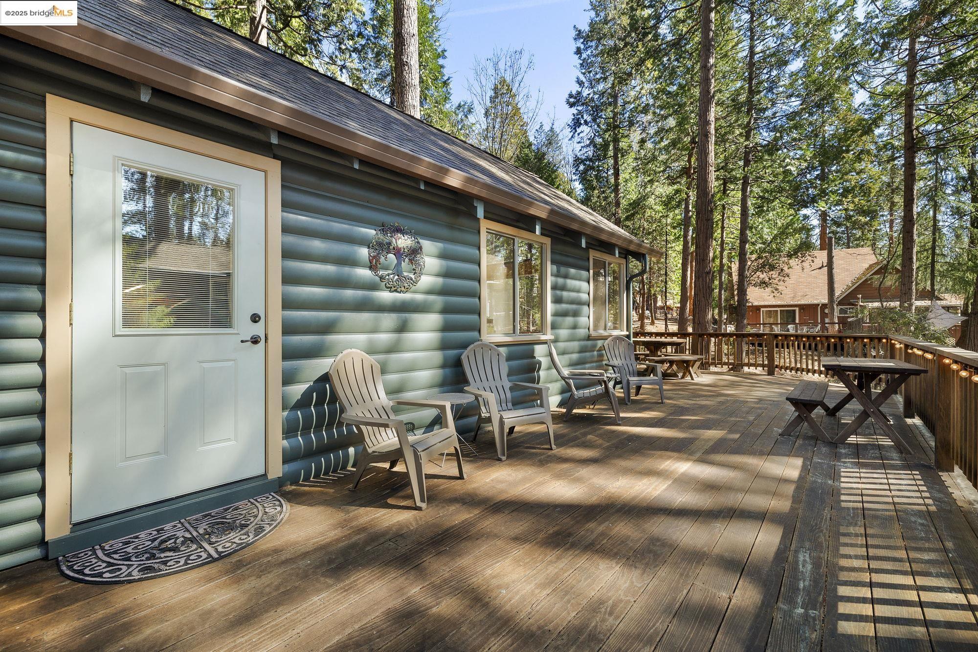 23141 Cresta Dr.