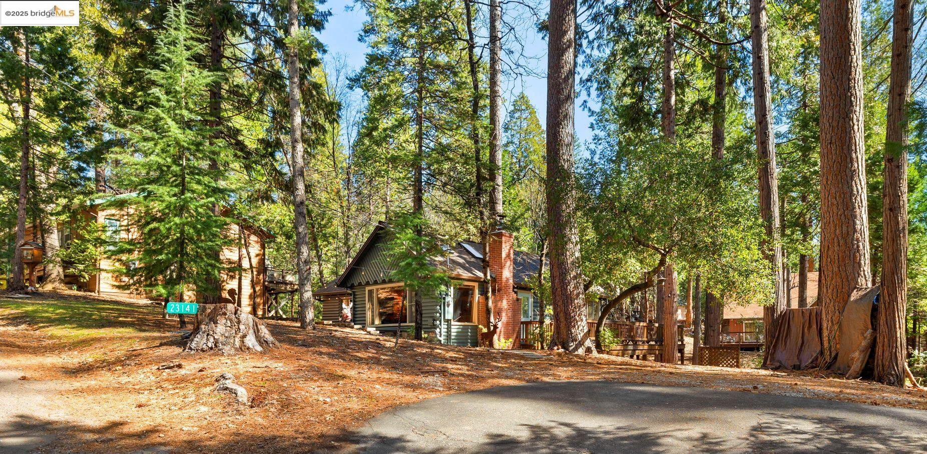 23141 Cresta Dr.