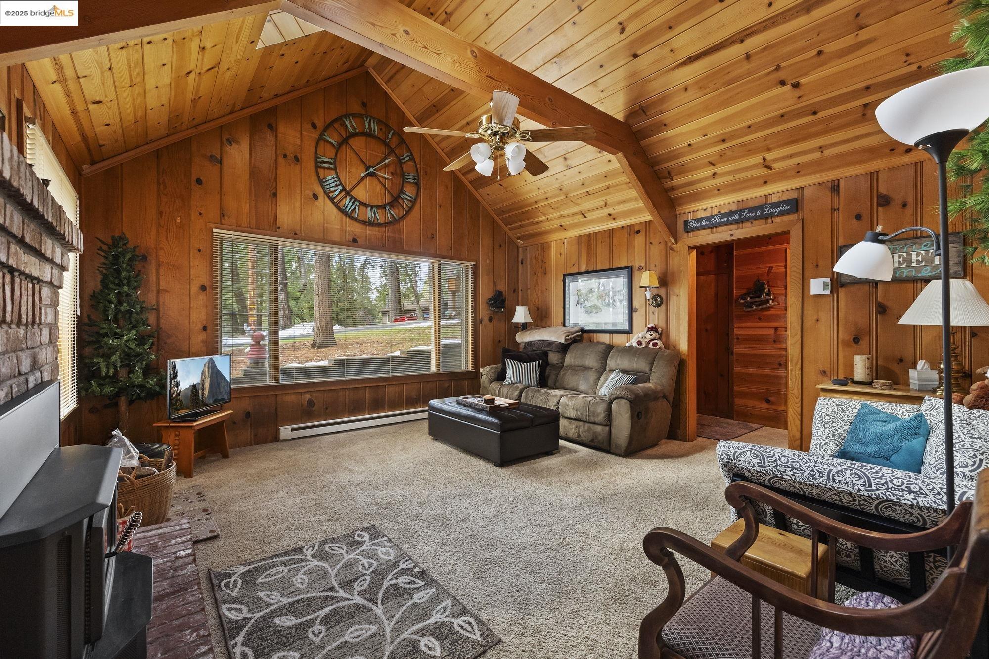 23141 Cresta Dr.