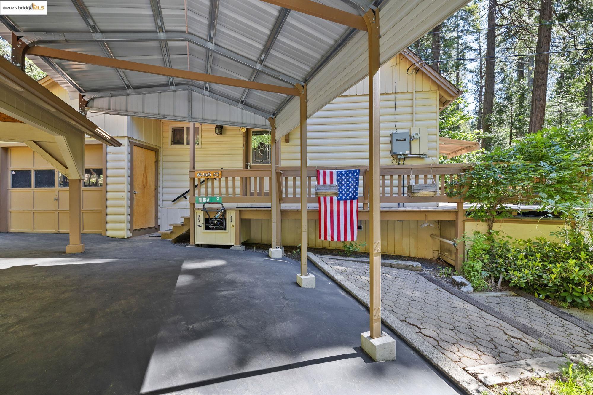 24250 Nuka Ct