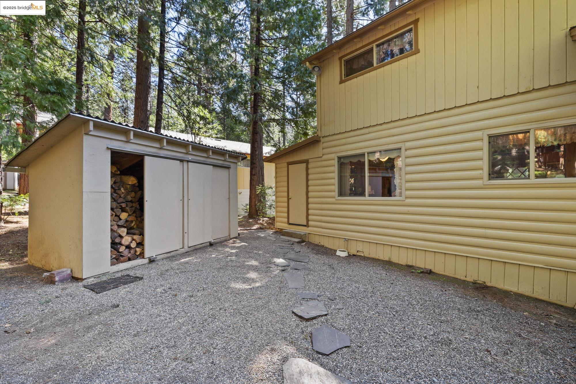 24250 Nuka Ct